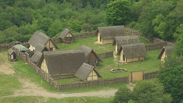 Nachgestelltes Keltendorf | Bild: SWR