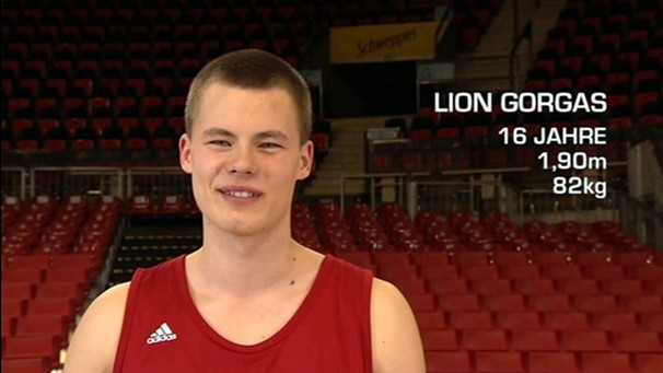 Basketballer Lion Gorgas | Bild: BR