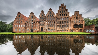 Historische Salzspeicher in Lübeck. | Bild: picture alliance / Zoonar | Konstantin Kalishko