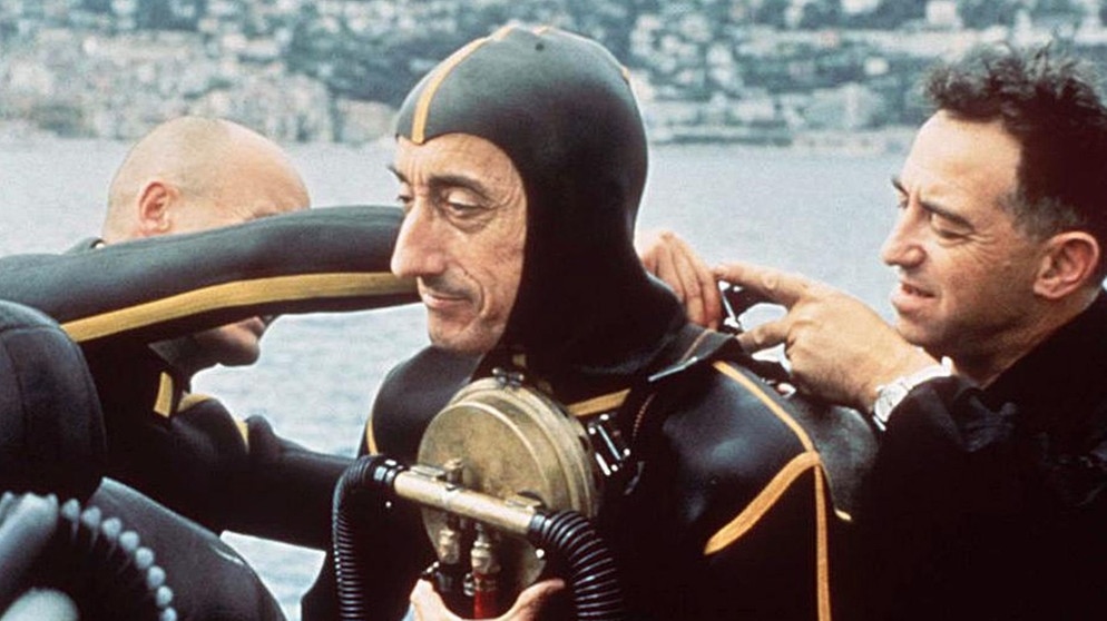 Meeresforscher und Tiefseetaucher Jacques-Yves Cousteau. Der  Pionier der Meeresforschung teilte seine Einblicke in die Tiefsee in über mehr als hundert Unterwasserfilmen mit der Welt.  | Bild: picture-alliance / dpa | AFP