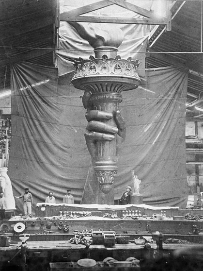 Freiheitsstatue von New York, Weltausstellung Philadelphia. Am 28. Oktober 1886 wurde die Freiheitsstatue von New York auf Liberty Island eingeweiht. Wir haben für euch spannende Fakten zu Lady Liberty gesammelt.  | Bild: picture-alliance/akg-images