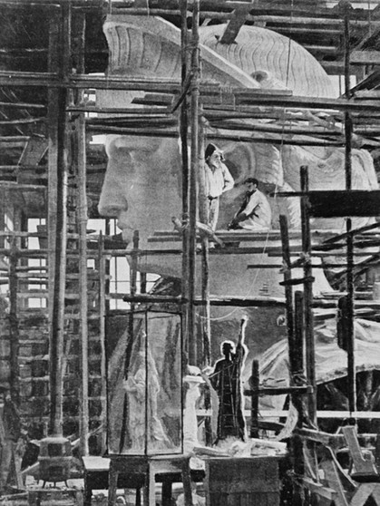 Freiheitsstatue von New York, im Atelier in Paris. Am 28. Oktober 1886 wurde die Freiheitsstatue von New York auf Liberty Island eingeweiht. Wir haben für euch spannende Fakten zu Lady Liberty gesammelt.  | Bild: picture-alliance/akg-images