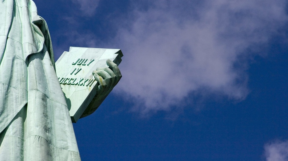 Freiheitsstatue in New York, Liberty Island. Am 28. Oktober 1886 wurde die Freiheitsstatue von New York auf Liberty Island eingeweiht. Wir haben für euch spannende Fakten zu Lady Liberty gesammelt.  | Bild: picture-alliance/chromorange