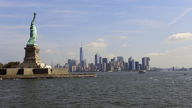 Freiheitsstatue in New York, Liberty Island. Am 28. Oktober 1886 wurde die Freiheitsstatue von New York auf Liberty Island eingeweiht. Was ihr noch nicht über Lady Liberty wusstet. | Bild: picture-alliance/dpa