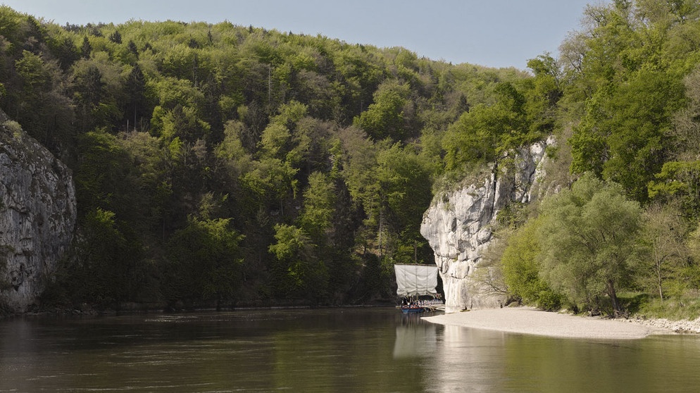 Limes in Bayern: Römische Galeere auf der Donau | Bild: picture-alliance/dpa, Montage: BR