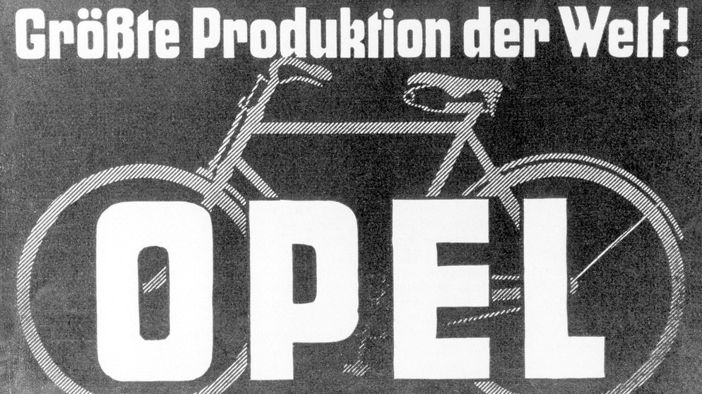 Reklame für Opel-Fahrräder. Die Geschichte vom Nähmaschinen-Produzenten zum größten Autoherstellers Deutschlands war die von Adam Opel. Die Opel-Geschichte in Bildern. | Bild: GM Company