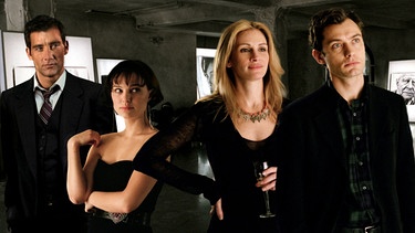 Film Hautnah (2004) - ein Eifersuchtsdrama mit Julia Roberts, Natalie Portman, Jude Law und Clive Owen. | Bild: picture alliance/United Archives