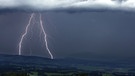 Gewitter mit Blitz | Bild: picture-alliance/dpa