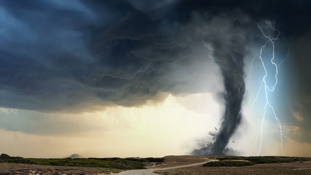 Wetter Und Wirbelstürme: Wie Tornados Und Hurrikane Entstehen | Klima ...