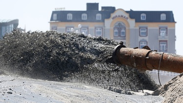 Sandvorspülung Anfang Mai 2014 auf Sylt | Bild: picture-alliance/dpa