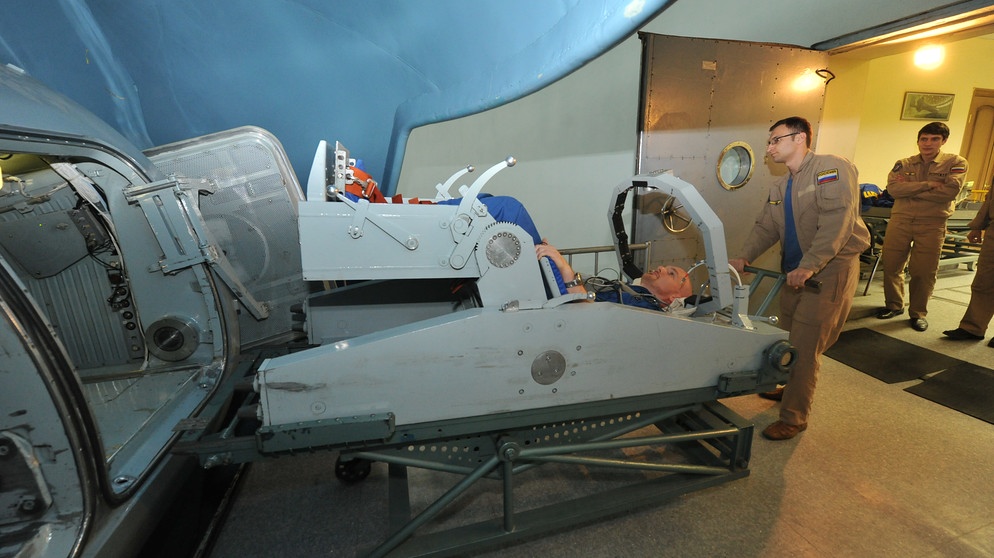 Astronaut Alexander Gerst kurz vor dem Zentrifugentraining. | Bild: GCTC