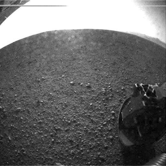 Curiosity, der Mars-Rover der NASA, schickt erste Bilder zur Erde | Bild: picture-alliance/dpa