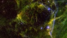 Gum 12 ist ein ausgedehnter Emissionsnebel in den südlichen Sternbildern Vela und Puppis. Er ist der Überrest einer Supernova, die vor ca. 1 Million Jahren explodierte. Hier zu sehen ist eine Remote-Aufnahme in Falschfarbendarstellung mit viel Grün. | Bild: Stefan Hahne