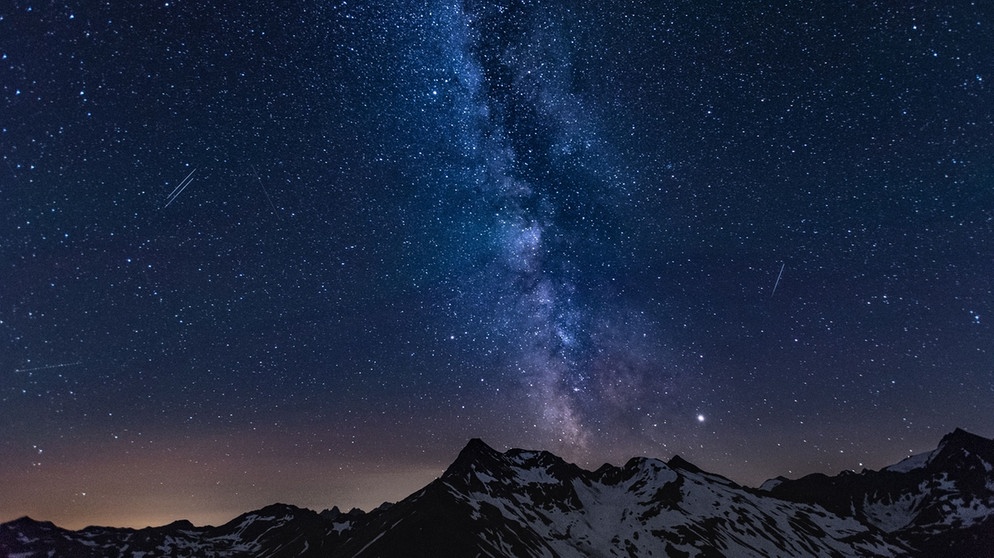 Milchstraße über den Hohen Tauern, fotografiert von Manuela Obermeier | Bild: Manuela Obermeier