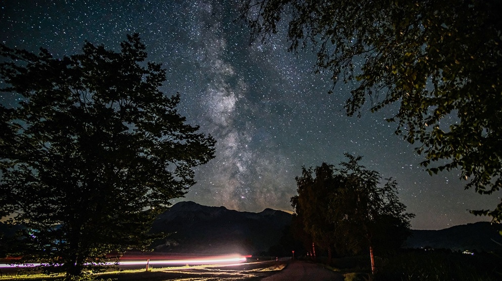 Milchstraße bei Kochel am See in der Nacht auf den 21. Juli 2020, fotografiert von Robert Kukuljan | Bild: Robert Kukuljan