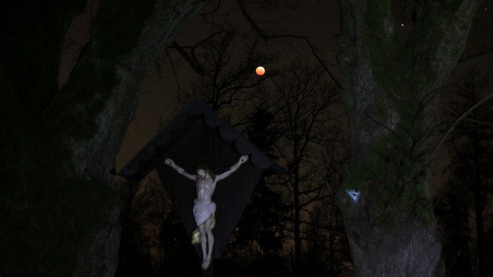 Mondfinsternis am Morgen des 21. Januar 2019. Aufgenommen am Roten Kreuz in der Nähe der Festung Rothenberg in Schnaittach von Peter Friedewald. | Bild: Peter Friedewald