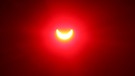 Sonnenfinsternis 2015 - Rotfilter | Bild: Peter Schaller