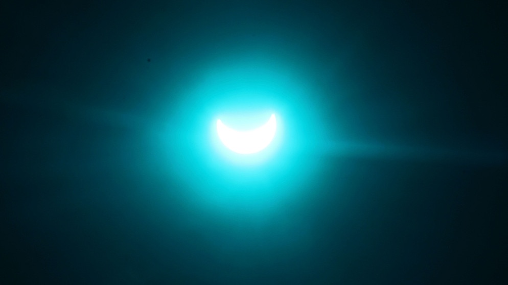 Sonnenfinsternis 2015 - Blaufilter | Bild: Peter Schaller