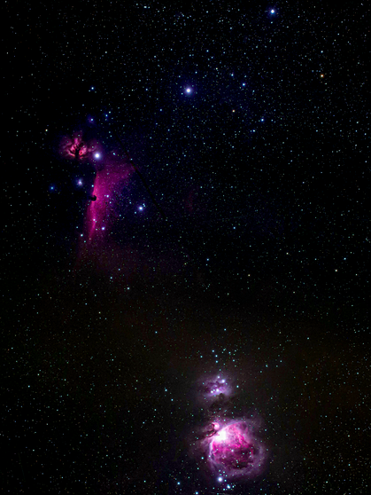 Die hellen Gürtelsterne des Sternbilds Orion (oben) mit dem Orionnebel (unten). | Bild: Dieter Kohlruss