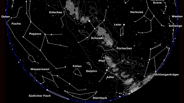 Sternkarte mit den typischen Sternbildern am Sternenhimmel im September | Bild: BR, erstellt mit Skyobserver